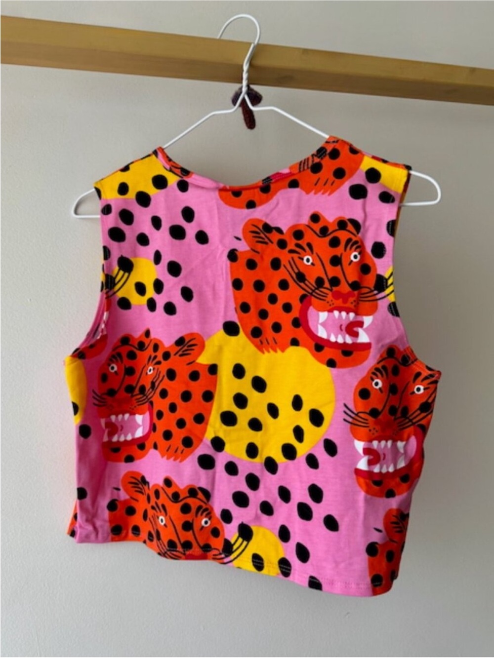 Nooworks Micotti Cat Tiger Crop Tank Top - Picture 3 of 4